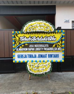 Papan Bunga Duka di Mandalika